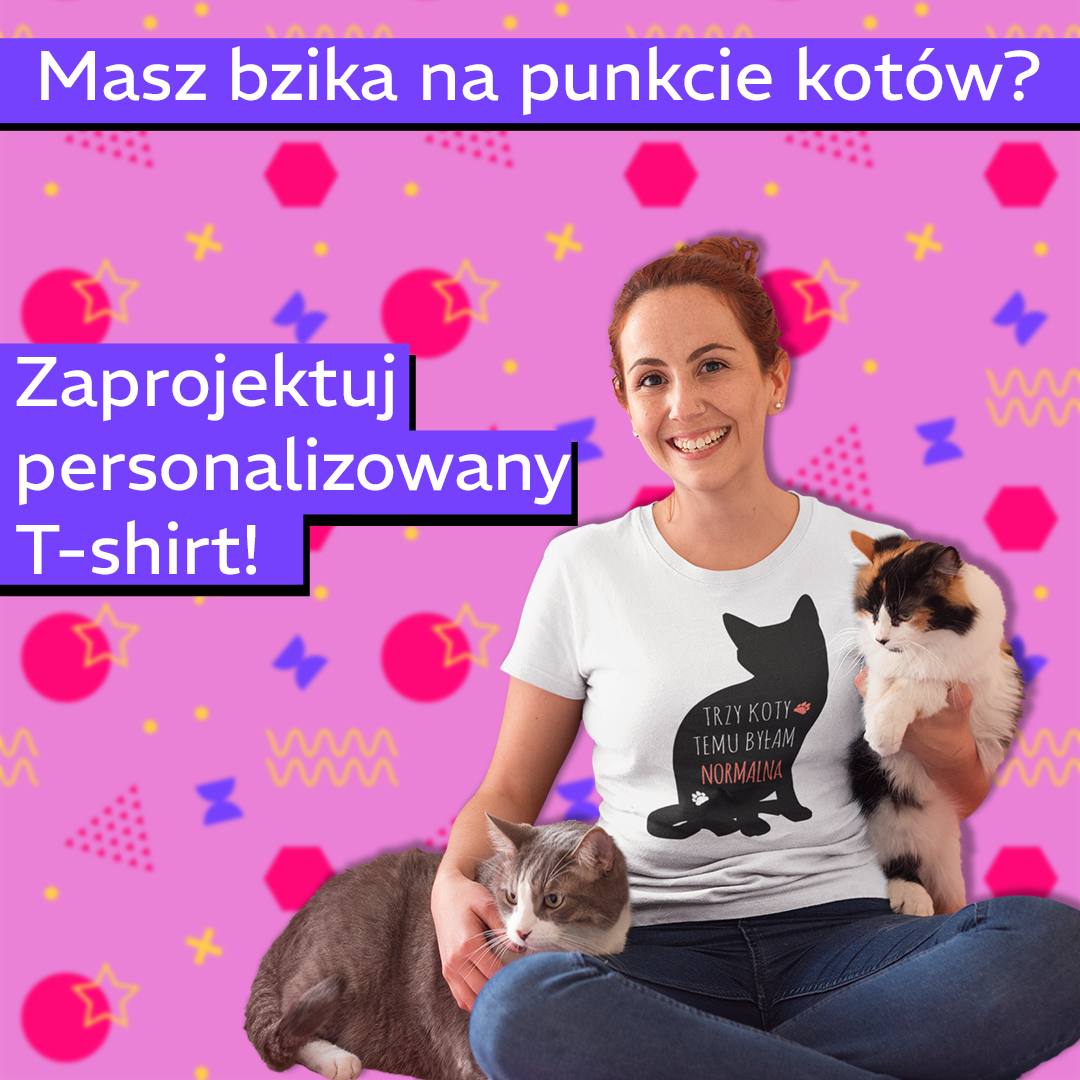 Kobieta w koszulce z kotami
