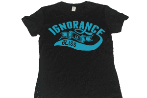 koszulka czarna ozdobny napis ignorance