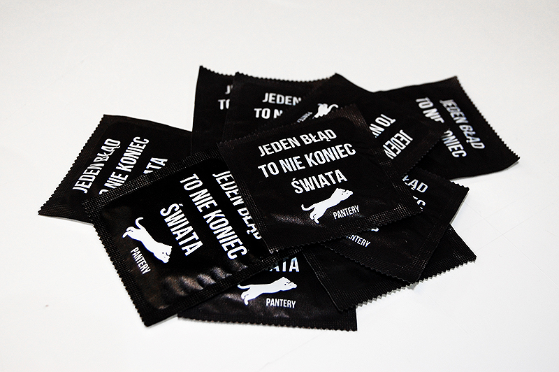 prezerwatywy z nadrukiem